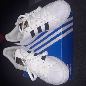 NIB Adidas Sneakers Size 6.5